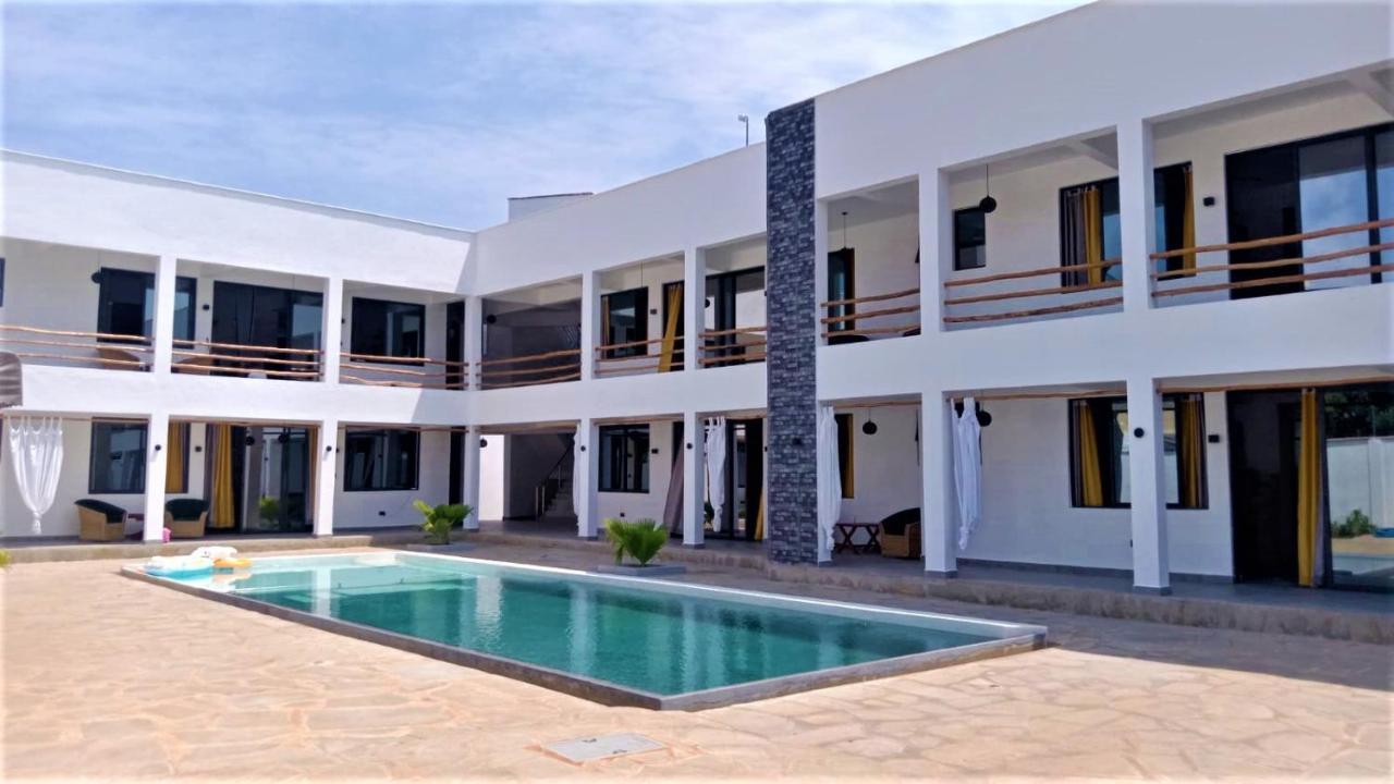 V-Szameitat Homes, Kongo River Diani Beach Esterno foto
